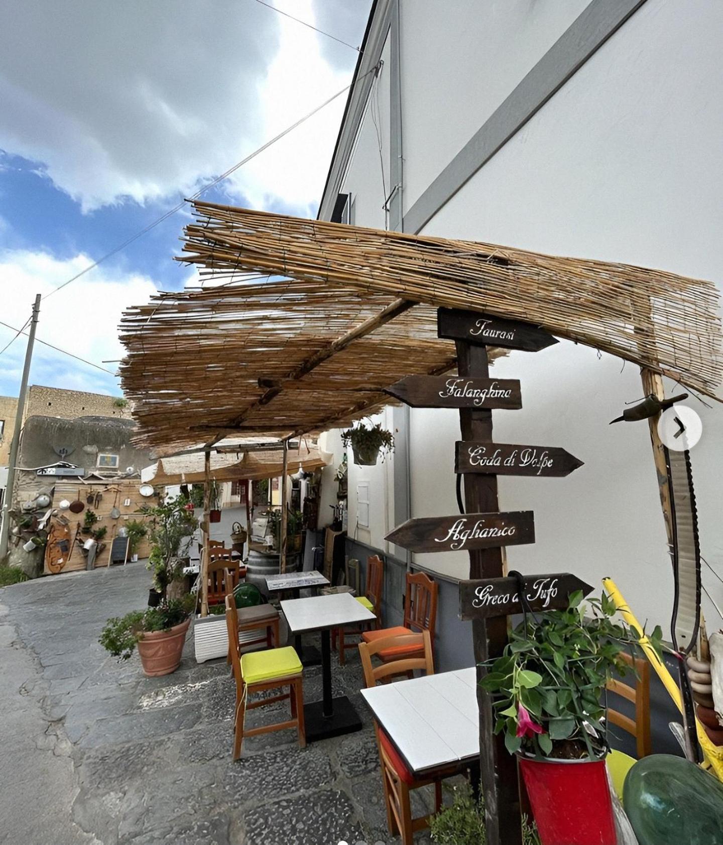 פרוסידה Mezza Torre B&B מראה חיצוני תמונה