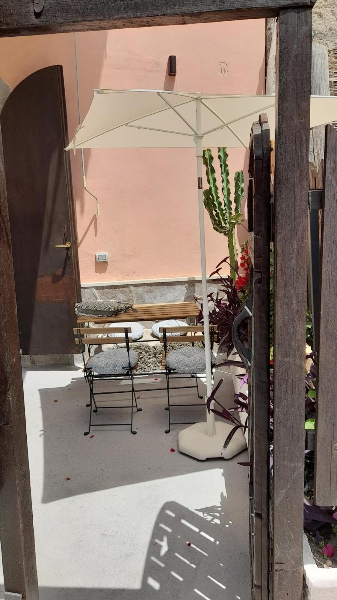 פרוסידה Mezza Torre B&B חדר תמונה